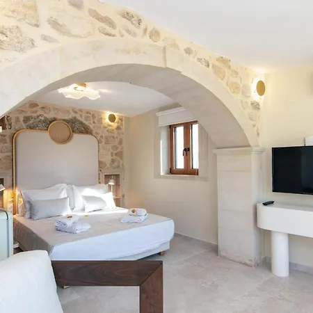 Vilă Luxury & Moundros